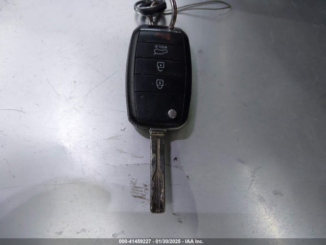 KIA dohc gdi nu 2014 KNDJX3A51E7065188 Image 11