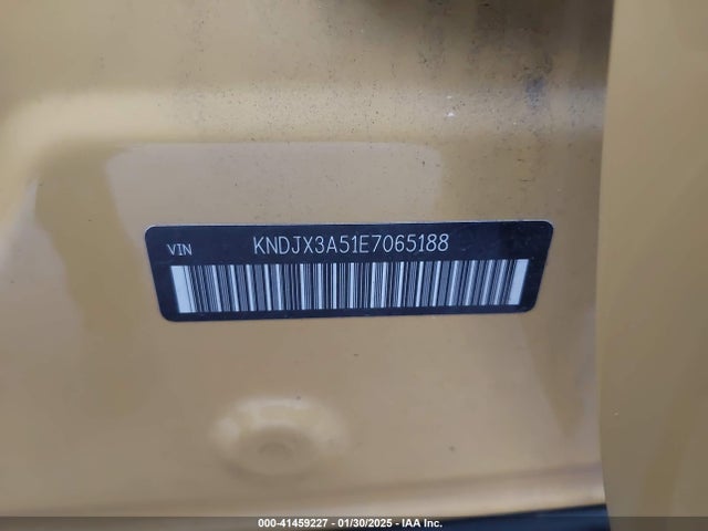 KIA dohc gdi nu 2014 KNDJX3A51E7065188 Image 9