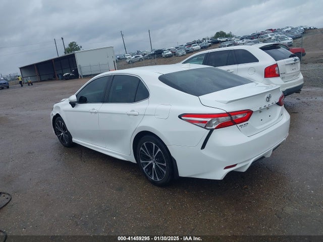 4T1G11AK8LU888264 Toyota CAMRY SE