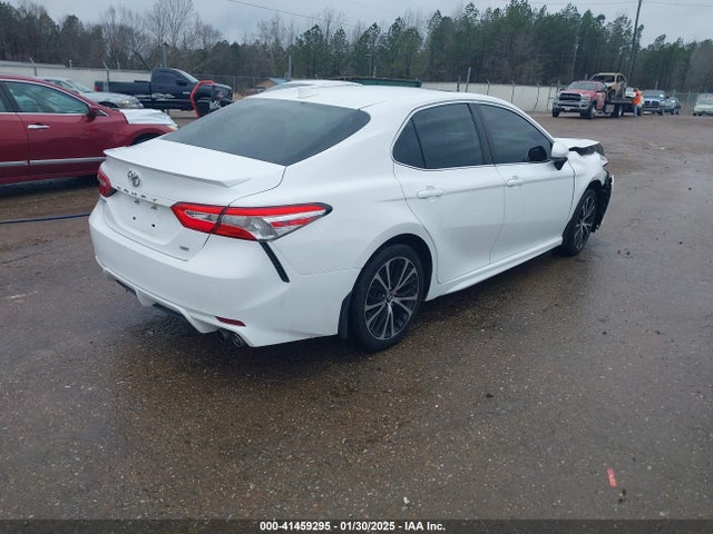 4T1G11AK8LU888264 Toyota CAMRY SE