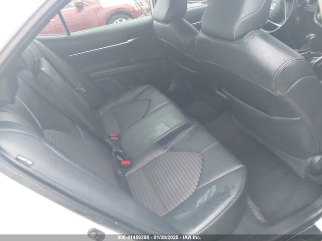 4T1G11AK8LU888264 Toyota CAMRY SE
