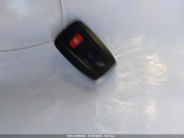 JTDKARFU5G3501530 Toyota Prius Three Touring
