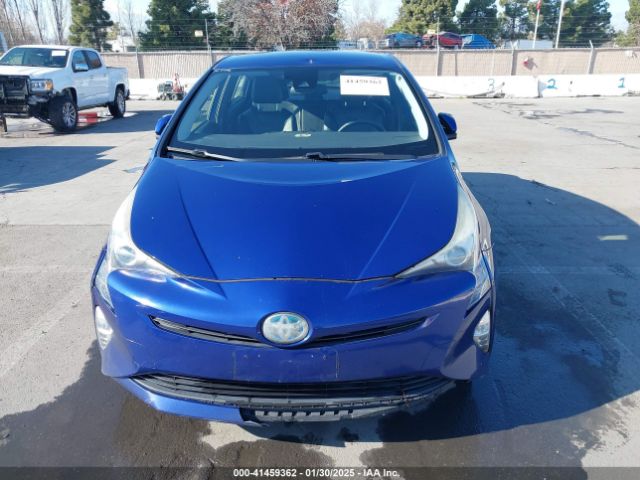 JTDKARFU5G3501530 Toyota Prius Three Touring