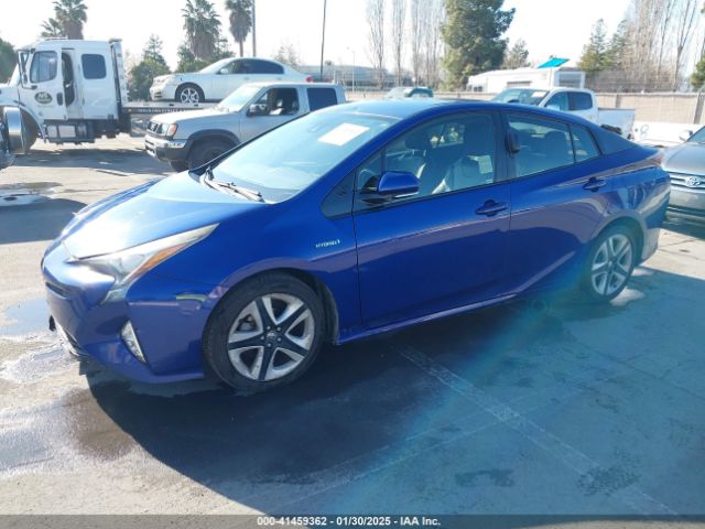 JTDKARFU5G3501530 Toyota Prius Three Touring