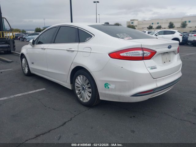 3FA6P0PU1GR166087 Ford Fusion Energi Se Luxury
