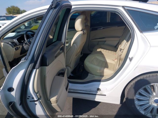 3FA6P0PU1GR166087 Ford Fusion Energi Se Luxury