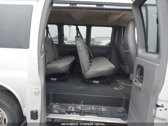 1GJW7FFP4P1164880 GMC Savana Passenger Rwd 2500 Regular Wheelbase Lt