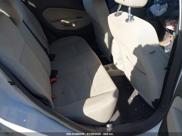 Ford FIESTA SE 2017 3FADP4EJ8HM126207 Image 8