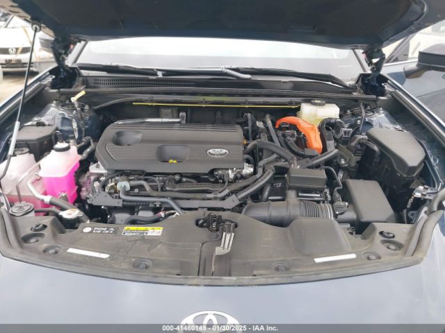 JTDACAAJ3S3010693 Toyota Crown Signia Xle