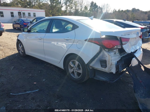 5NPDH4AE4FH556688 Hyundai ELANTRA SE