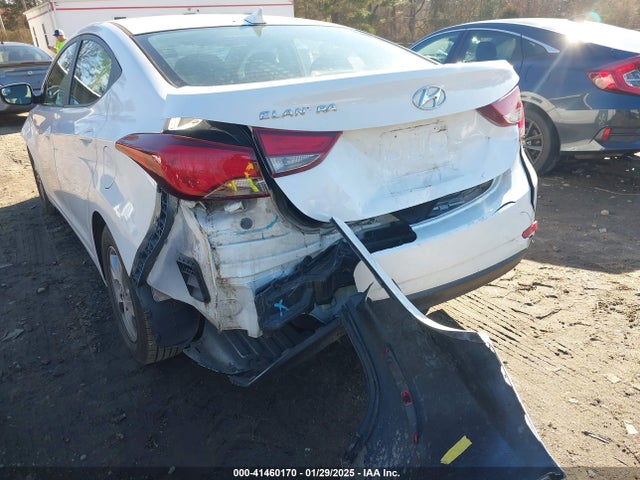 5NPDH4AE4FH556688 Hyundai ELANTRA SE