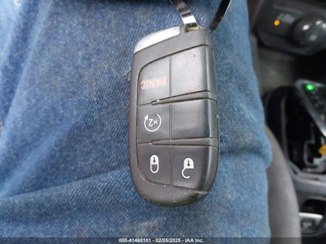 2021 JEEP RENEGADE ZACNJDAB1MPM27128 Photo 10