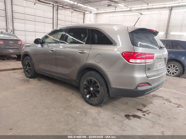 5XYPG4A33GG074804 KIA Sorento 2.4l Lx