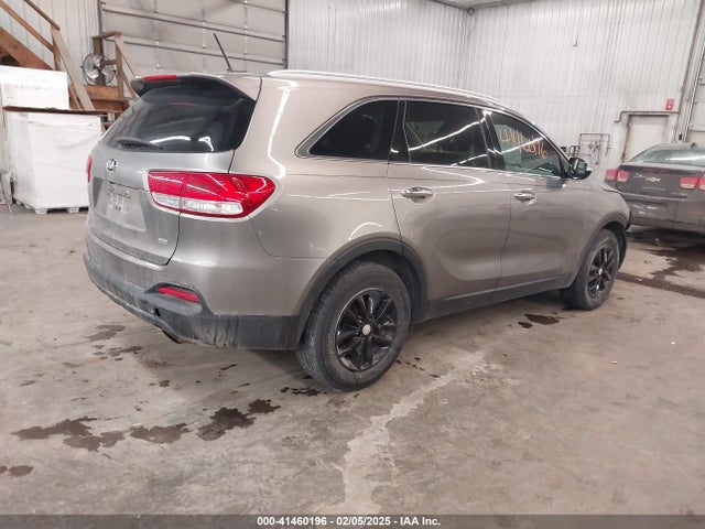 5XYPG4A33GG074804 KIA Sorento 2.4l Lx