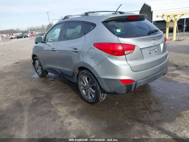 KM8JU3AG6FU044197 Hyundai TUCSON SE