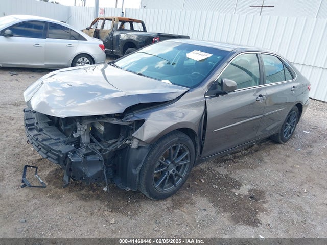 4T1BF1FK0HU681153 Toyota CAMRY SE