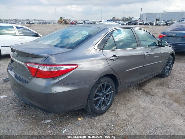 4T1BF1FK0HU681153 Toyota CAMRY SE