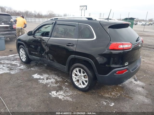 1C4PJLCB0HW559356 Jeep Cherokee Latitude Fwd