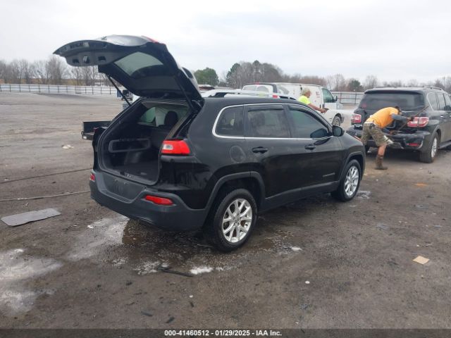 1C4PJLCB0HW559356 Jeep Cherokee Latitude Fwd