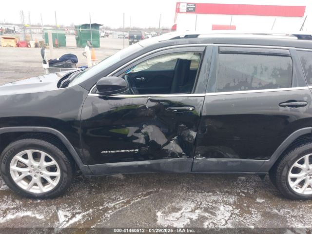 1C4PJLCB0HW559356 Jeep Cherokee Latitude Fwd
