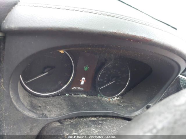 JA4AZ3A31JZ062521 Mitsubishi Outlander Es