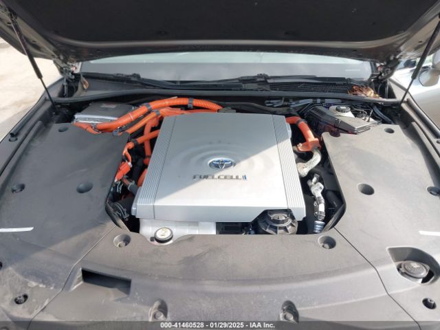 JTDAAAAA7NA007463 Toyota Mirai Xle
