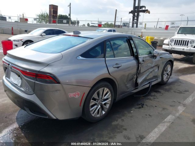JTDAAAAA7NA007463 Toyota Mirai Xle