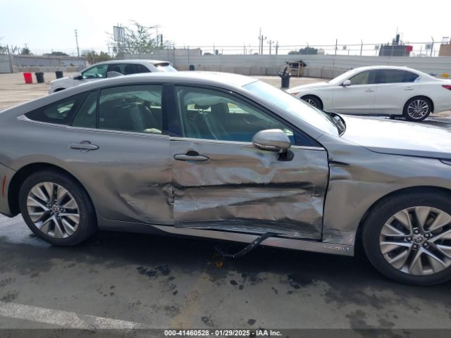 JTDAAAAA7NA007463 Toyota Mirai Xle