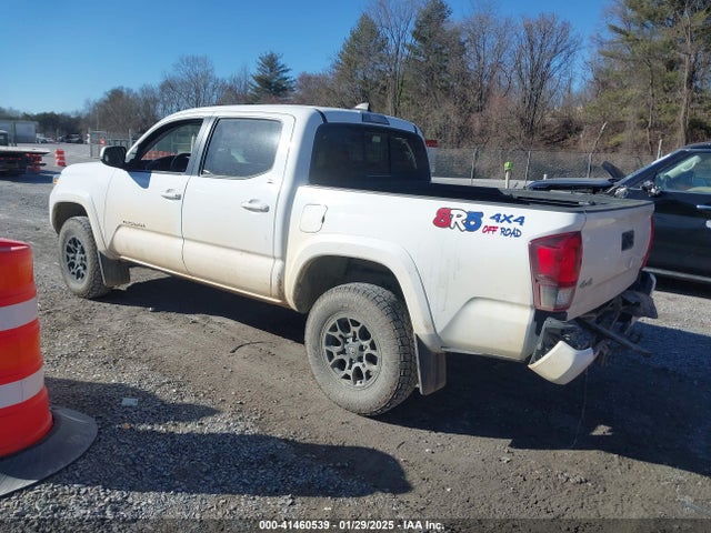 3TMCZ5ANXNM485956 Toyota Tacoma Sr5 V6