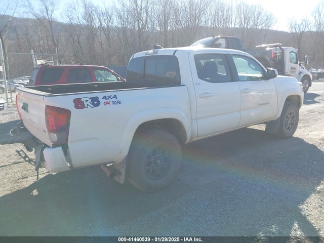 3TMCZ5ANXNM485956 Toyota Tacoma Sr5 V6