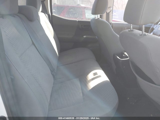 3TMCZ5ANXNM485956 Toyota Tacoma Sr5 V6
