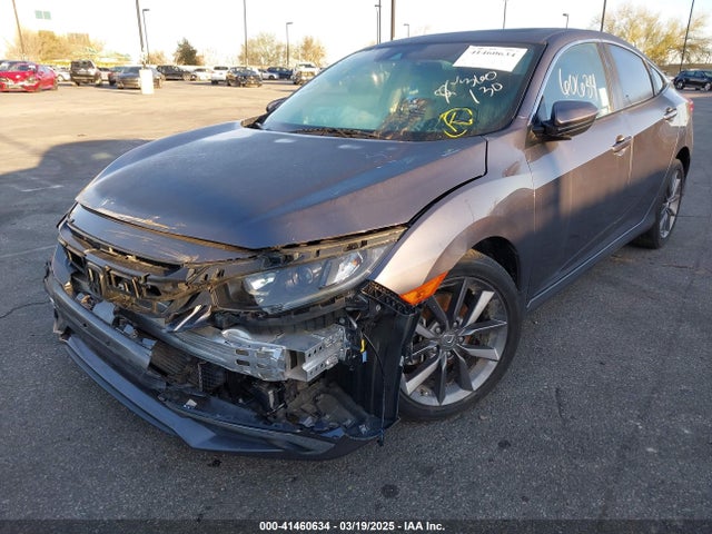 Honda CIVIC EX 2019 19XFC1F3XKE210379 Image 2