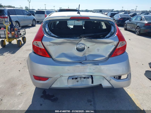 41460750 :رقم المزاد ، KMHCT5AE2DU076535 vin ، 2013 Hyundai Accent Gs مزاد بيع