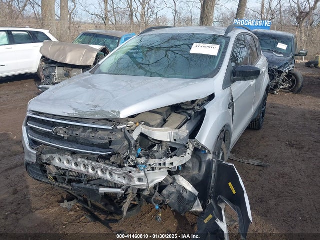 1FMCU0GD4KUC49788 Ford ESCAPE SE