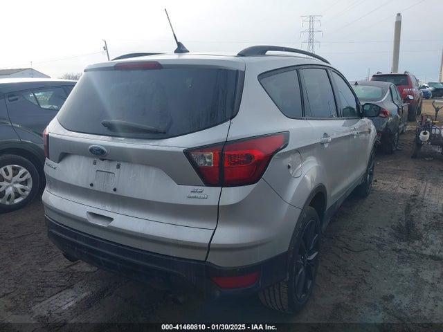 1FMCU0GD4KUC49788 Ford ESCAPE SE