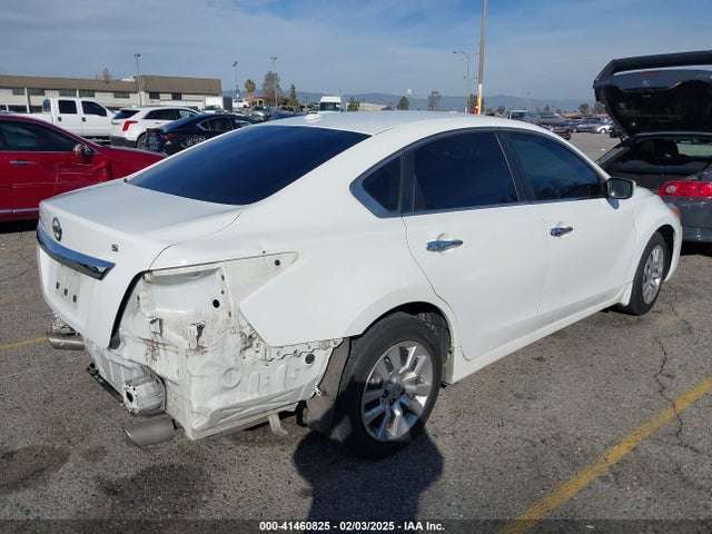 Nissan Altima 2.5 S 2015 1N4AL3AP7FN865722 Image 4