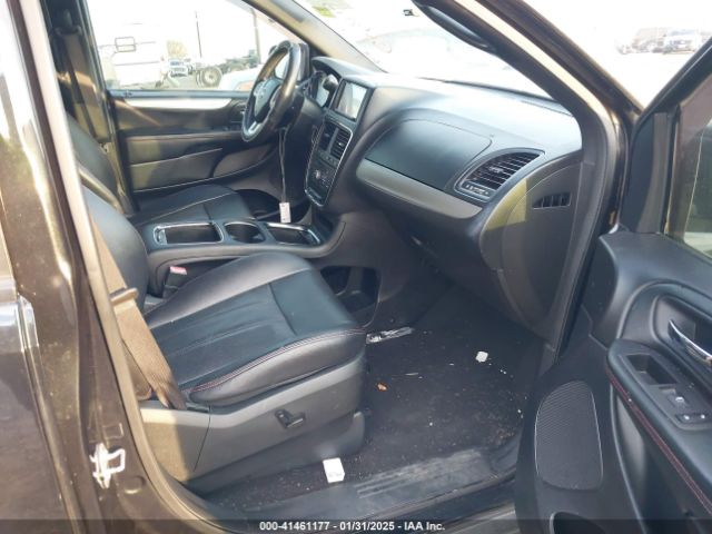 2C4RDGEG1KR563058 Dodge Grand Caravan Gt