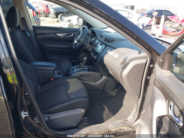 KNMAT2MV9JP555700 Nissan ROGUE SV
