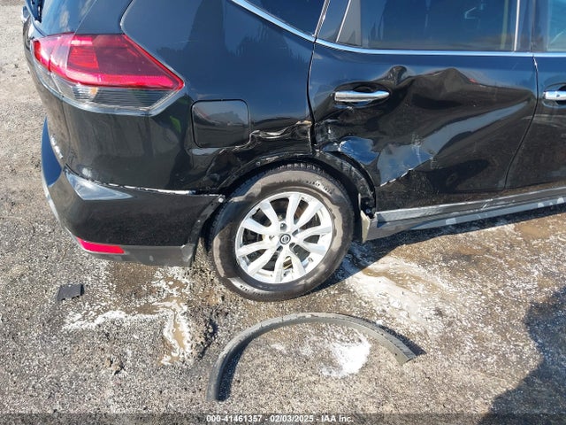 KNMAT2MV9JP555700 Nissan ROGUE SV
