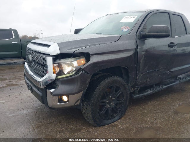 5TFRM5F13JX132543 Toyota Tundra Sr5 4.6l V8