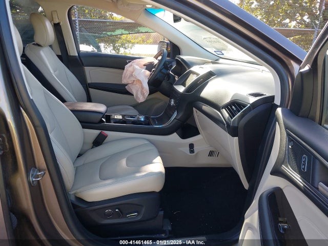 2FMPK3K92KBB22779 Ford Edge Titanium