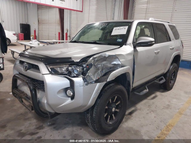 Toyota 4runner Sr5 Premium 2014 JTEZU5JR3E5081295 Image 2