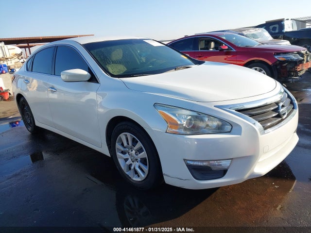 Nissan Altima 2.5 S 2014 1N4AL3AP0EN371216 Image 1