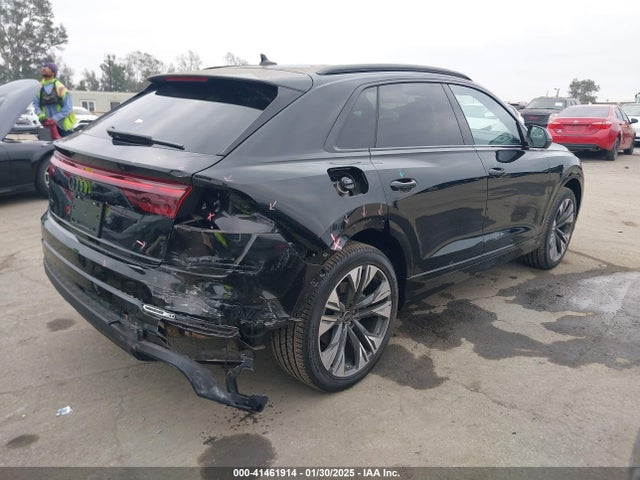 2024 AUDI Q8 WA1AVBF13RD001693 Photo 3