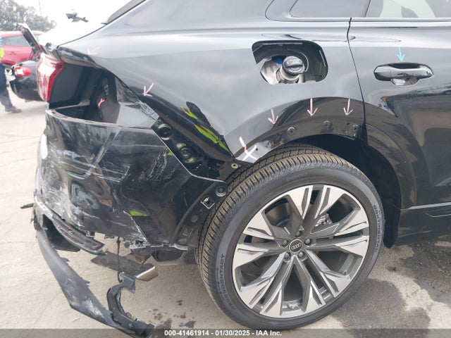 2024 AUDI Q8 WA1AVBF13RD001693 Photo 5