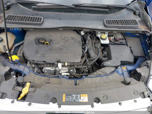 1FMCU0GD5HUD85209 Ford ESCAPE SE