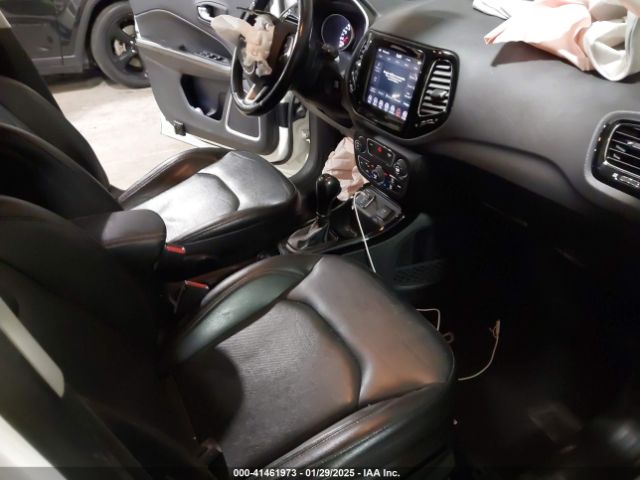 3C4NJCCB3LT229698 Jeep Compass Limited Fwd