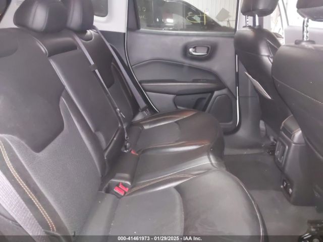 3C4NJCCB3LT229698 Jeep Compass Limited Fwd