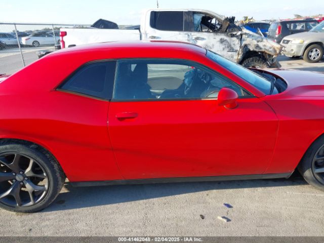 2C3CDZAG7FH712032 Dodge Challenger Sxt