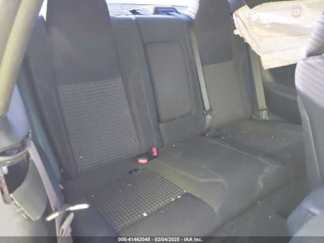 2C3CDZAG7FH712032 Dodge Challenger Sxt